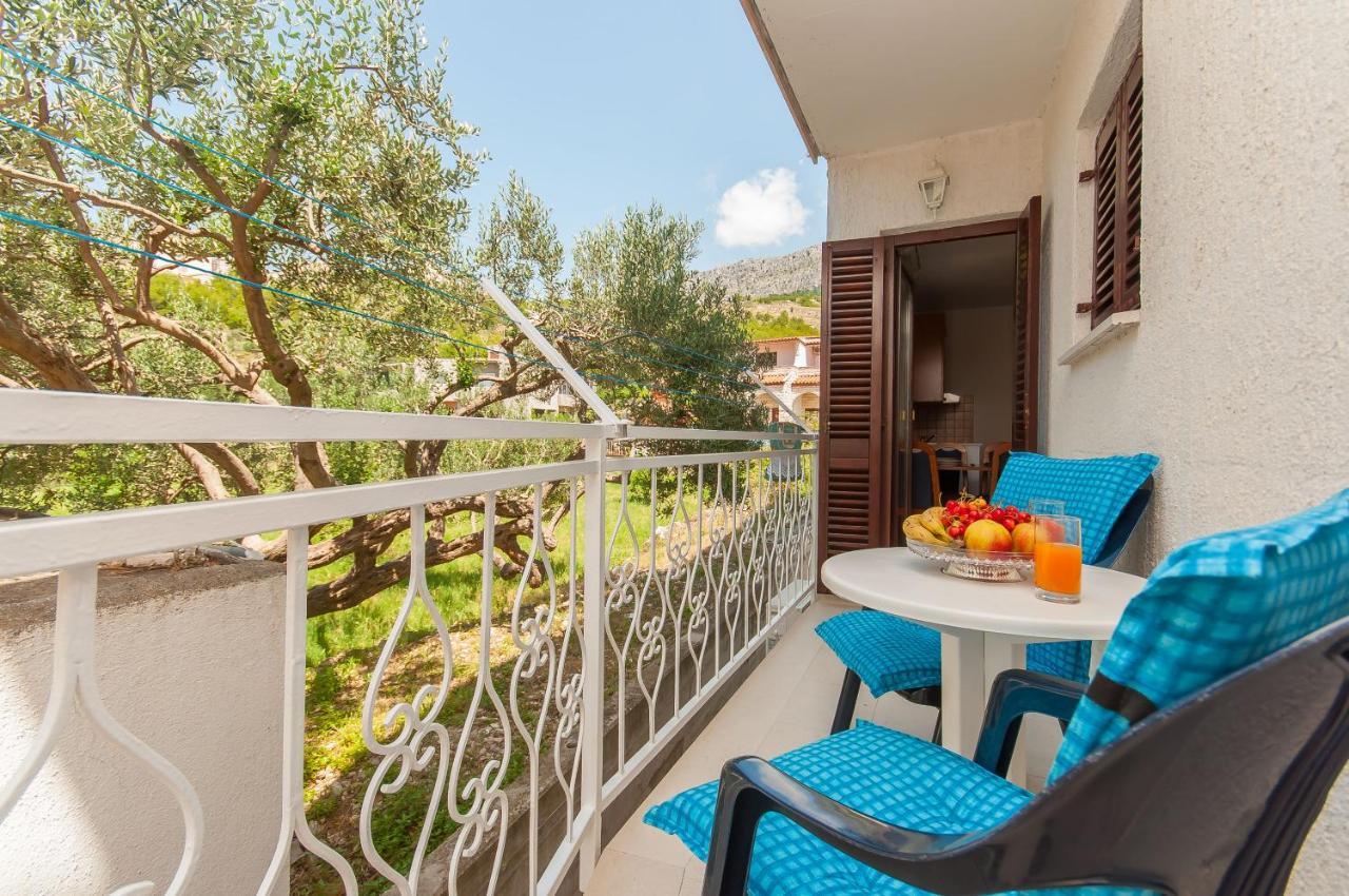 Apartments Ricina Dugi Rat Exterior photo